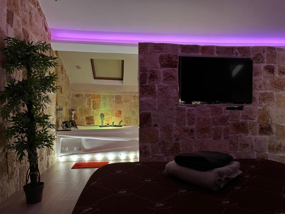 Love Room Jacuzzi Croisette 戛纳 外观 照片